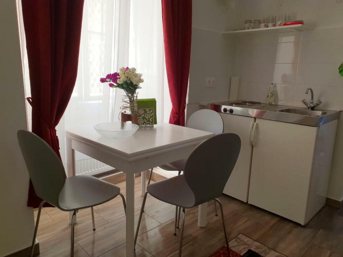 Cozy City Apartment 5 Wien Exteriör bild